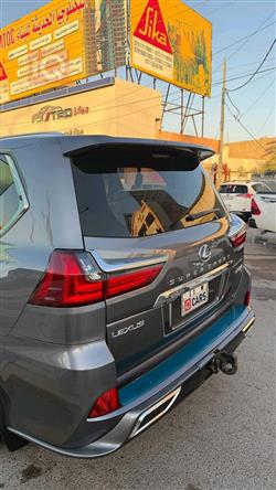 Lexus LX